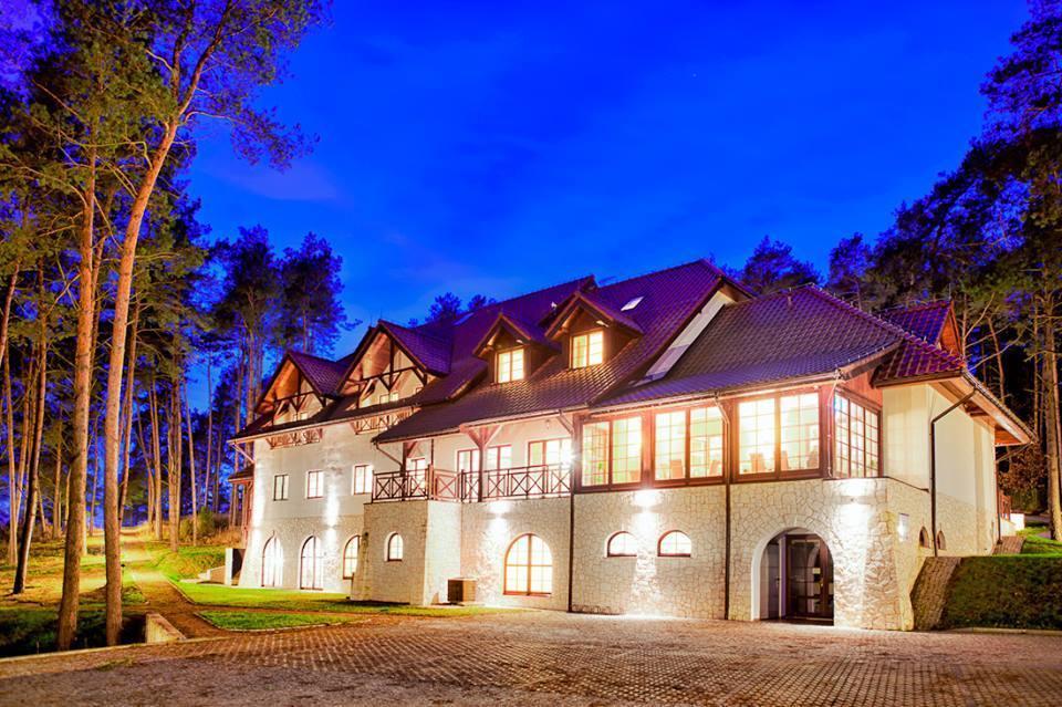 Hotel Kazimierski Zdroj Janowiec Exteriér fotografie